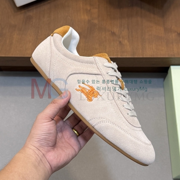 ���� ������ �ȭ BY822206-1