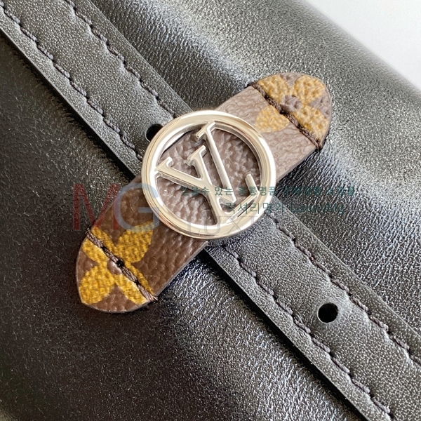 ���̺��� ĳ���� �̽�Ʈ ����Ʈ M28160