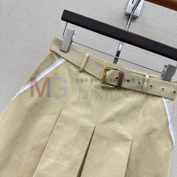 ���� �̿�̿� ��ĿƮ MIU4356435-2