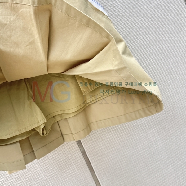 ���� �̿�̿� ��ĿƮ MIU4356435-2