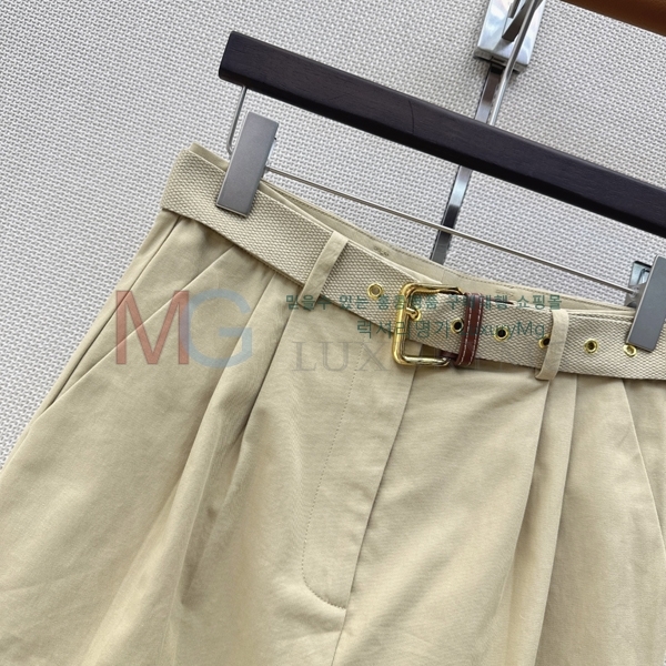 ���� �̿�̿� ��ĿƮ MIU4356435-1