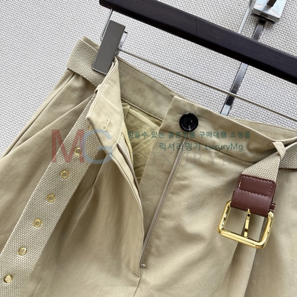 ���� �̿�̿� ��ĿƮ MIU4356435-1