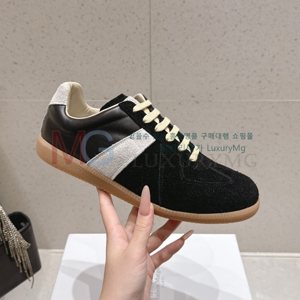 �������� �������������� �ȭ MR370065-6