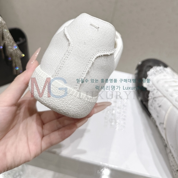 �������� �������������� �ȭ MR37733-2