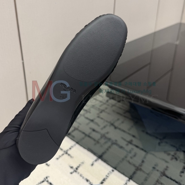 ���� ����� Ŭ���� ���� P5880177-6