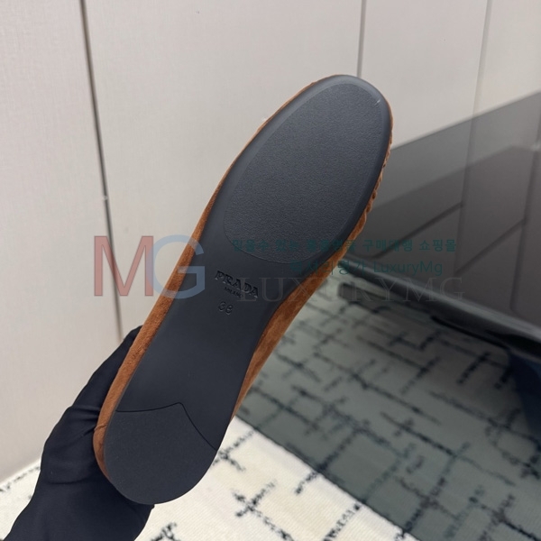 ���� ����� Ŭ���� ���� P5880177-4