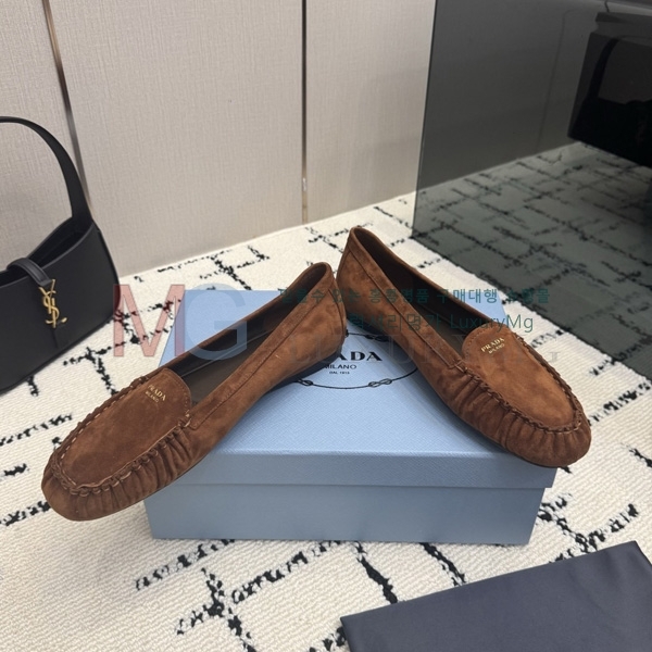 ���� ����� Ŭ���� ���� P5880177-4