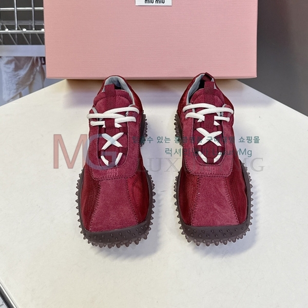 ���� �̿�̿� ����Ŀ�� MIU02240-1