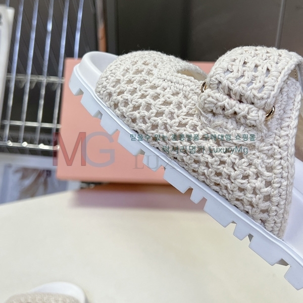 ���� �̿�̿� ���� MIU069011-3