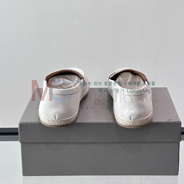 ���� ���ڷ� ��ġ�ڸ� ĳ�־� ���� BC0457480-4