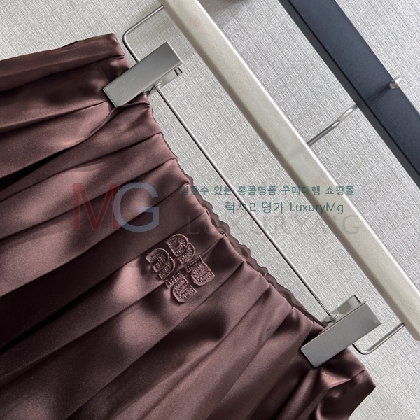 ���� �̿�̿� ��ĿƮ MIU4356435-6