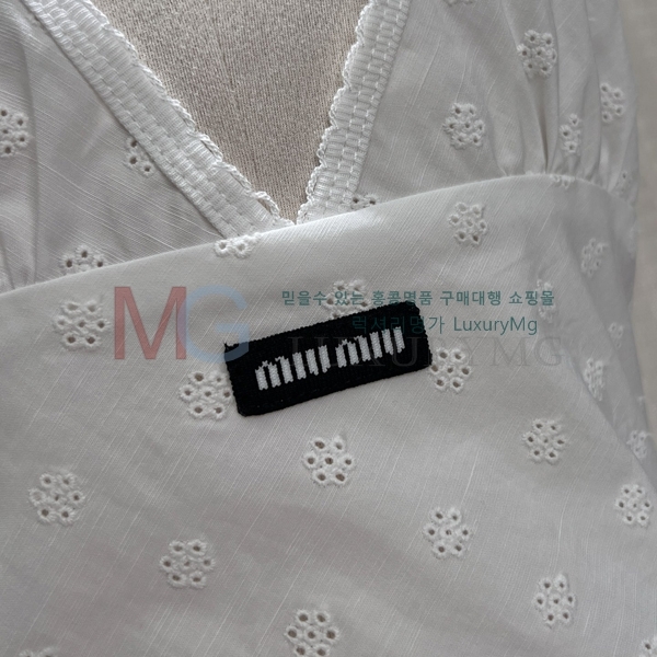 ���� �̿�̿� ���ǽ� MIU4356435-9