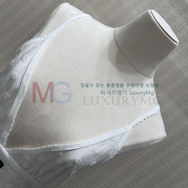 ���� �̿�̿� ���ǽ� MIU4356435-9