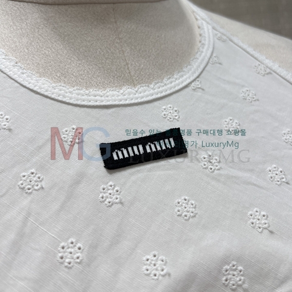 ���� �̿�̿� ���ǽ� MIU4356435-10