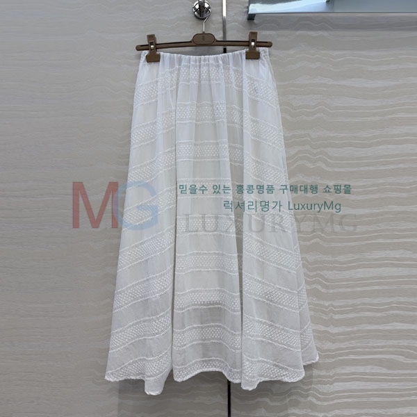 ���� ���ڷ� ��ġ�ڸ� ��ĿƮ BC232640-8