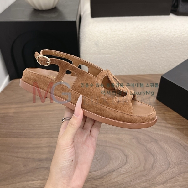 ���� ��* ���� R6022811-9