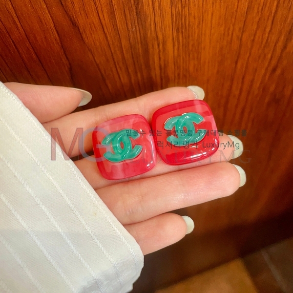 ��* �Ͱ��� CHA679780-8
