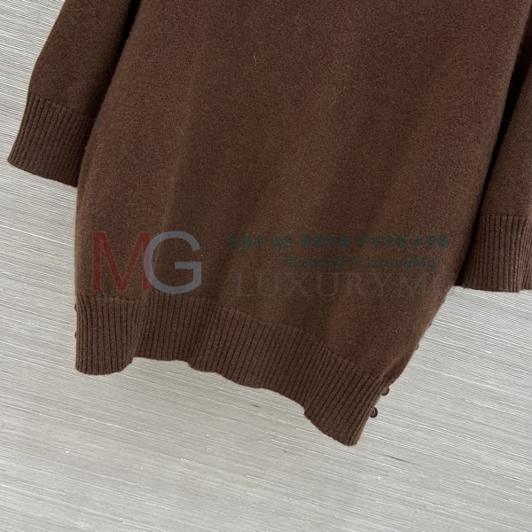 ���� ����� ���� Ƽ���� PRAZ04747-7