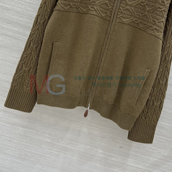 ���� �η�**�� ������ ���� LP4545033-9